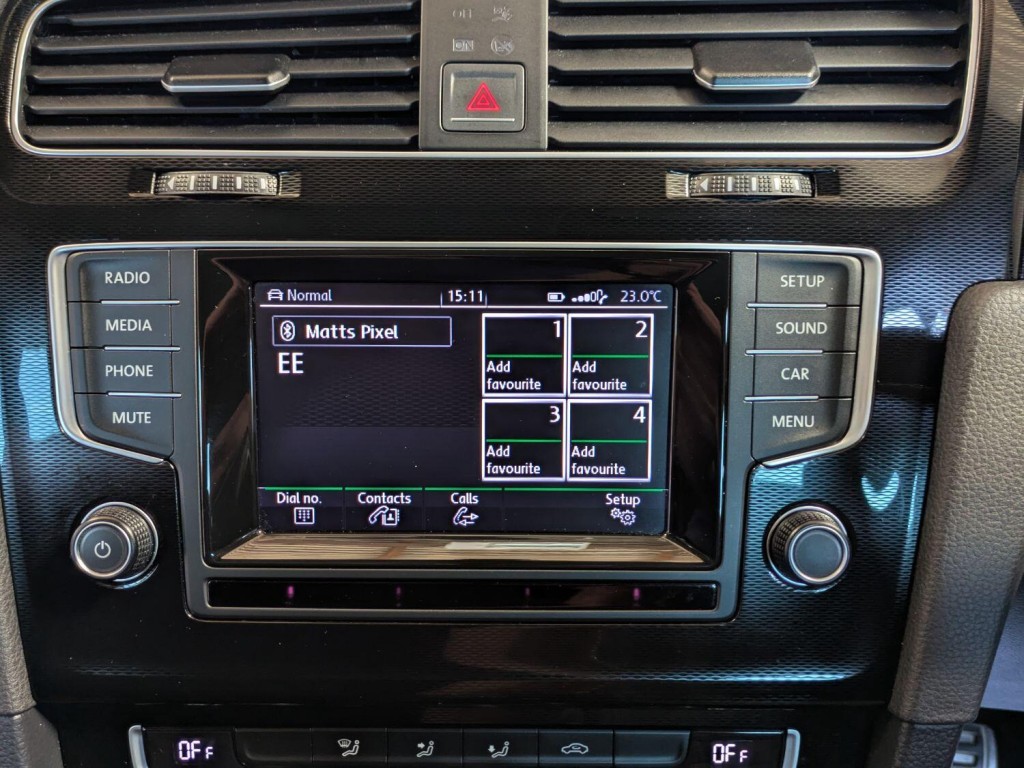 VOLKSWAGEN GOLF