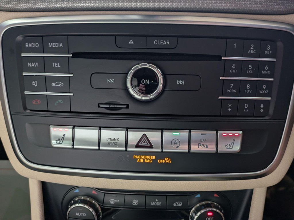 MERCEDES-BENZ GLA CLASS
