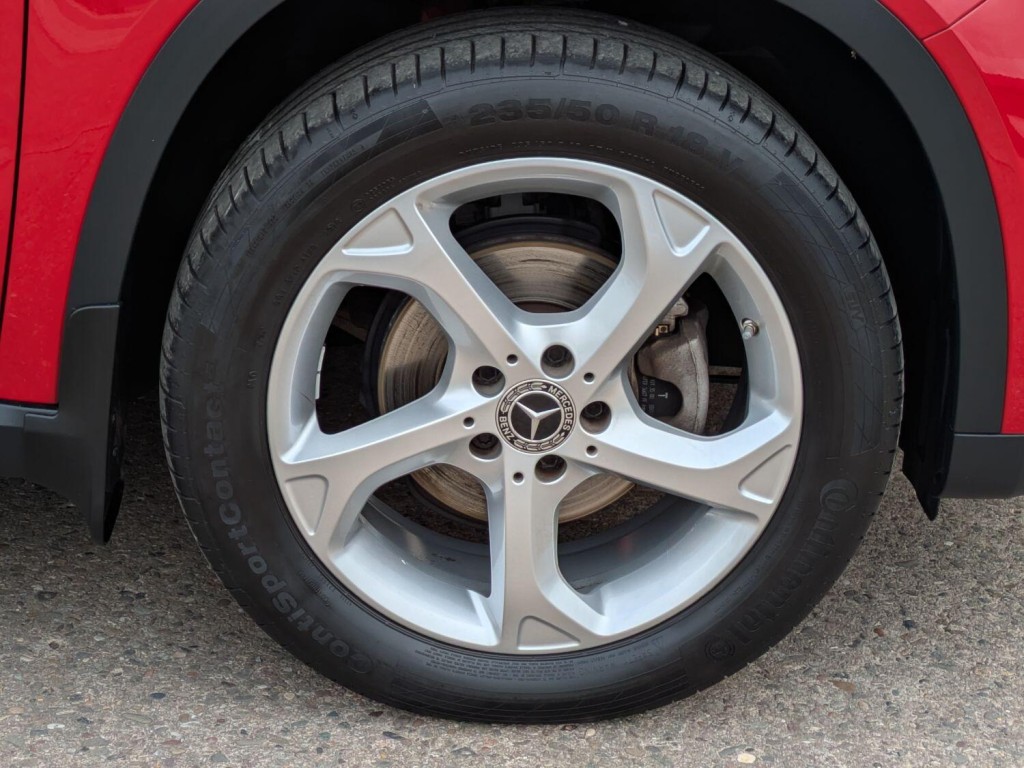 MERCEDES-BENZ GLA CLASS