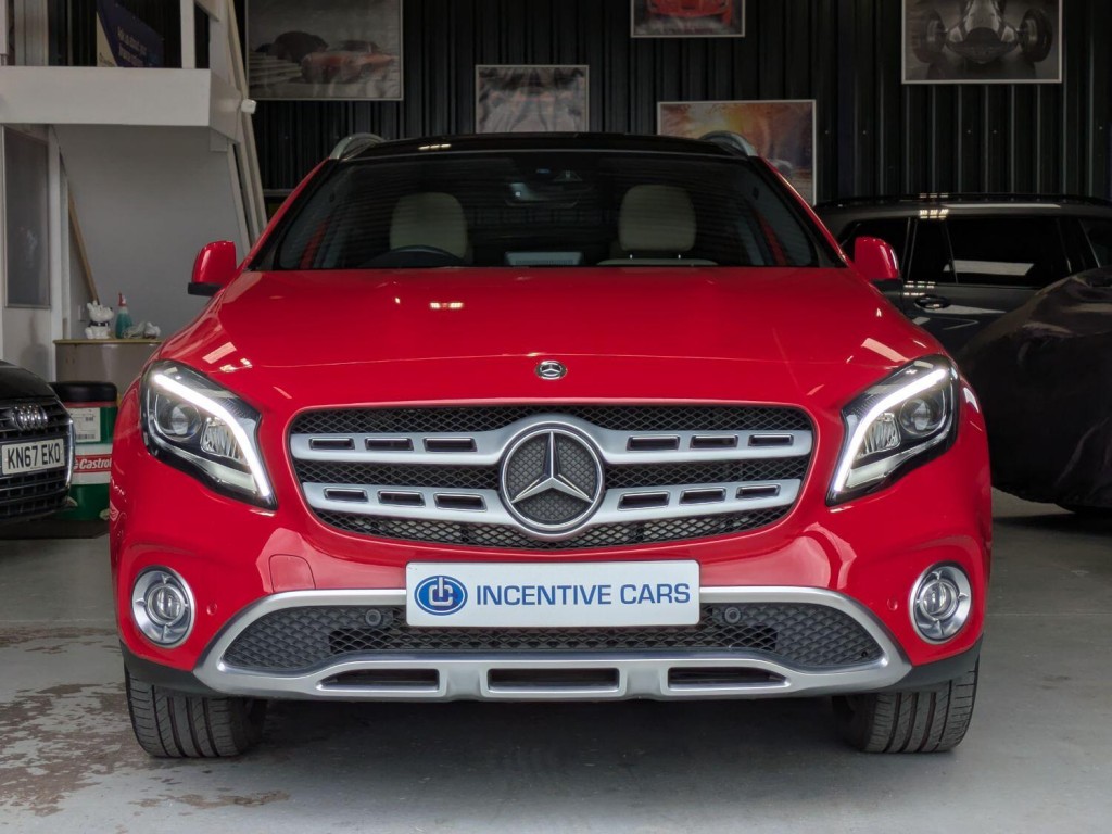 MERCEDES-BENZ GLA CLASS