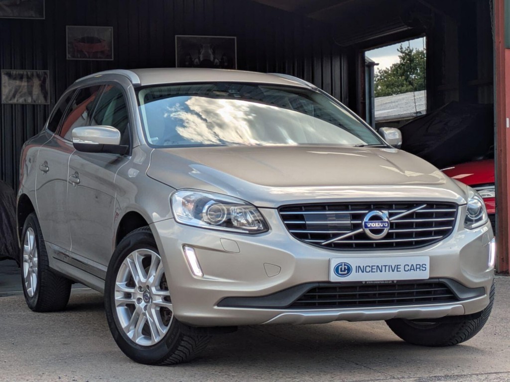 View VOLVO XC60 2.4 D5 SE Lux Nav AWD automatic. 11 SERVICES, DVD PLAYER, SAT NAV, HEATED LEATHER, FAMILY PACK.