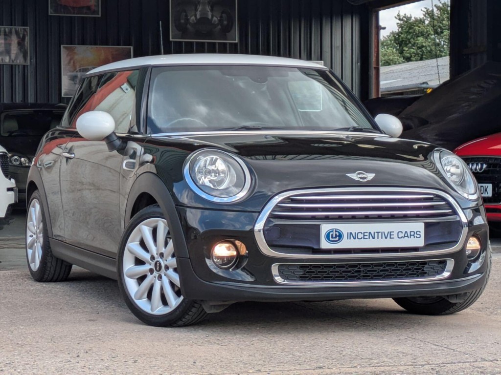 MINI HATCH