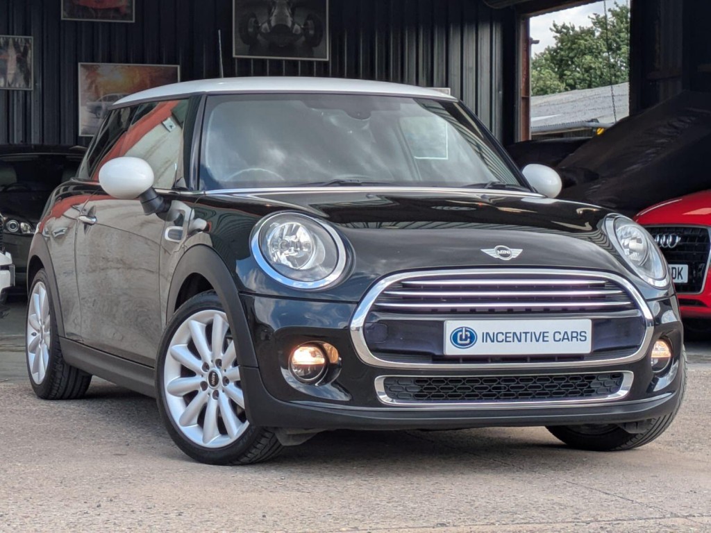 View MINI HATCH Cooper D CHILI 3-Dr. £20 ROAD TAX. FULL SERVICE HISTORY. GREAT SPEC. CHILI PACK AND MORE...