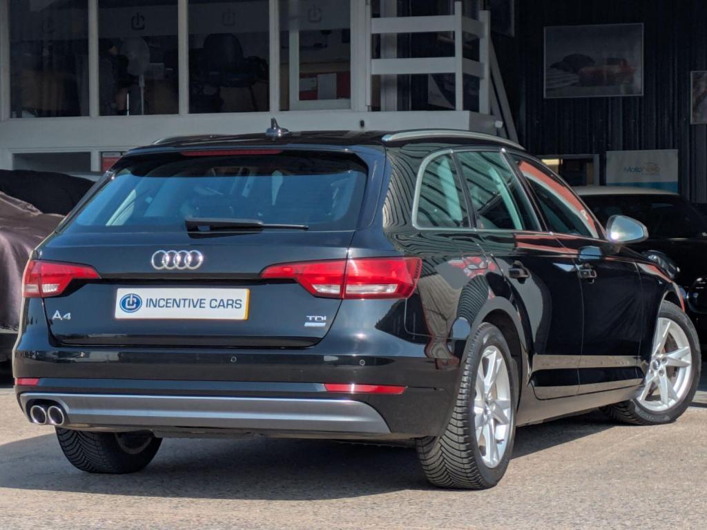 AUDI A4 AVANT