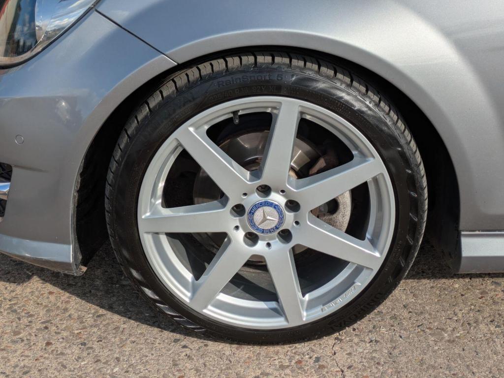 MERCEDES-BENZ C CLASS