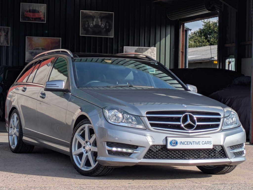 View MERCEDES-BENZ C CLASS C250 CDI AMG Sport Edition automatic. 2 OWNERS. PREMIUM PLUS PACK. PAN ROOF. SAT NAV. HEATED SEATS.