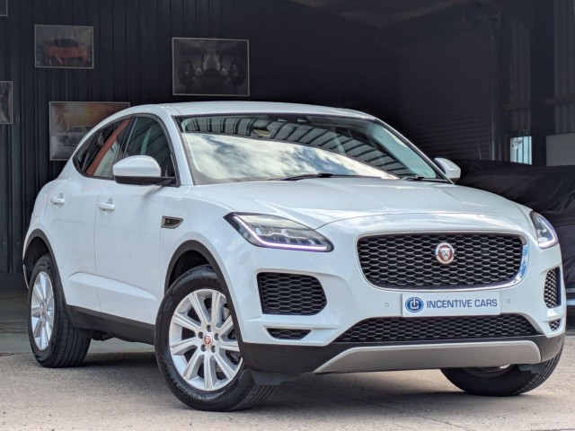 JAGUAR E-PACE 2.0 D150 S. 2 OWNERS. LOW MILEAGE. APPLE CARPLAY. ANDROID AUTO. LED LIGHTS. SAT NAV.