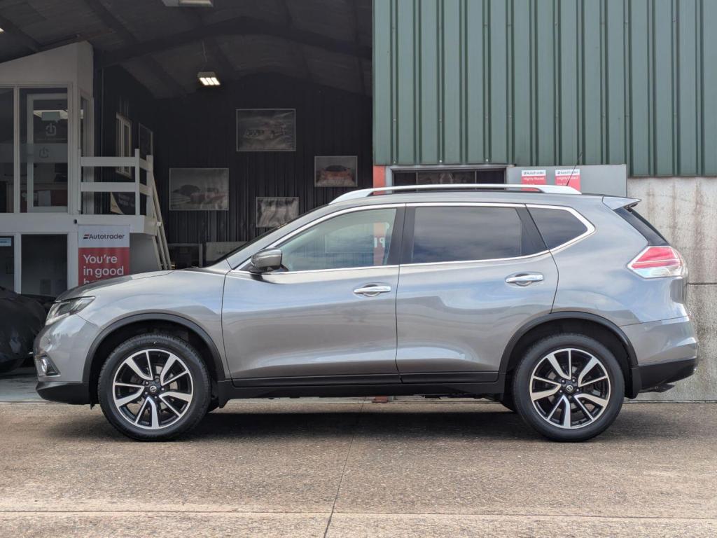 NISSAN X-TRAIL