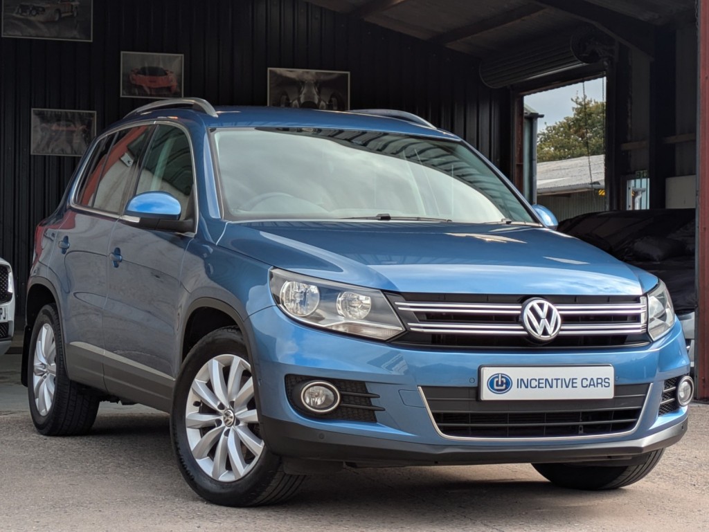 View VOLKSWAGEN TIGUAN 2.0 TDI Match BlueMotion Tech. 2 OWNERS. LOW MILEAGE. GREAT HISTORY. SAT NAV. 