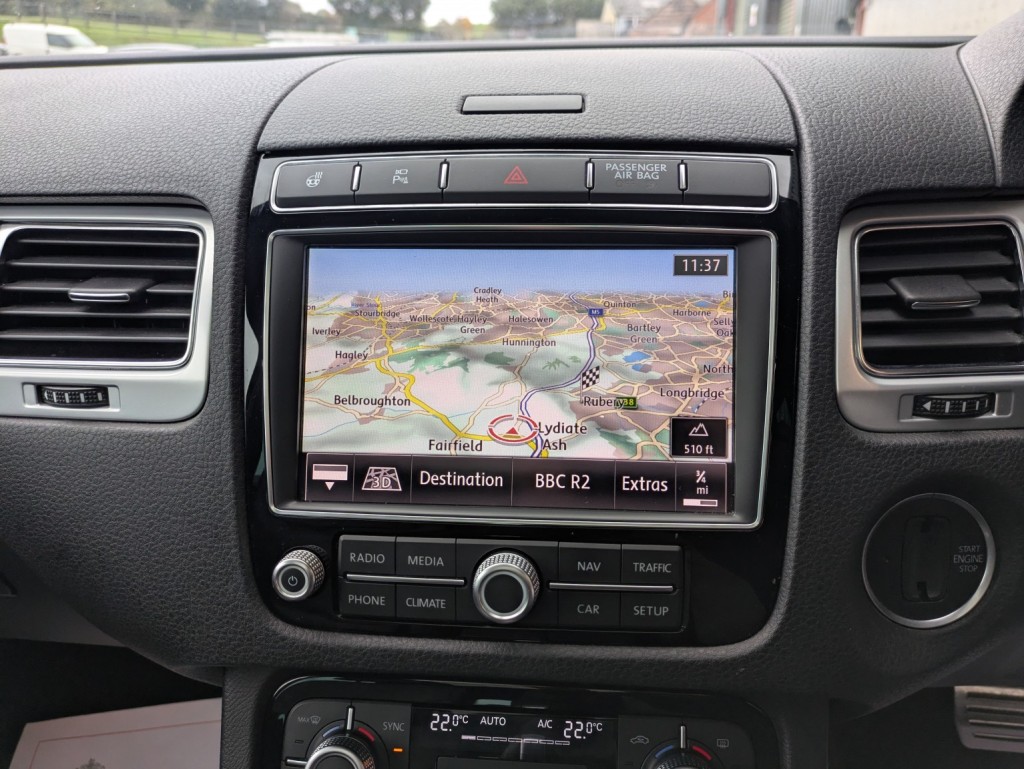 View VOLKSWAGEN TOUAREG 3.0TDI V6 R-Line Plus auto 4WD. BIG SPEC. 360 CAMERAS. HEATED SEATS & S.WHEEL. 8 SERVICES.