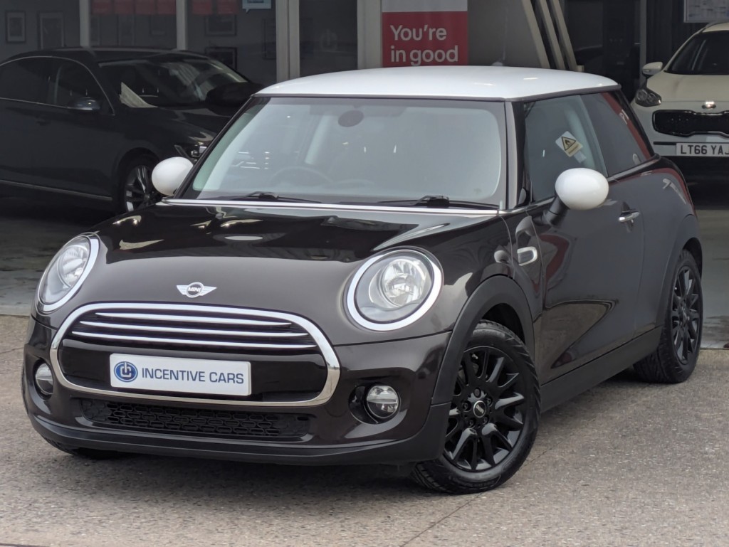 MINI HATCH
