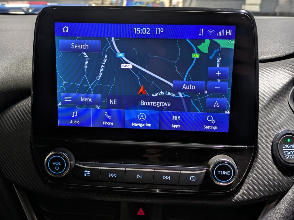 View FORD PUMA ST-Line X 5 Door 1.0L 125PS mHEV. 1 OWNER. CARPLAY. SAT NAV. LED LIGHTS. PARK SENSORS. FORD HISTORY.