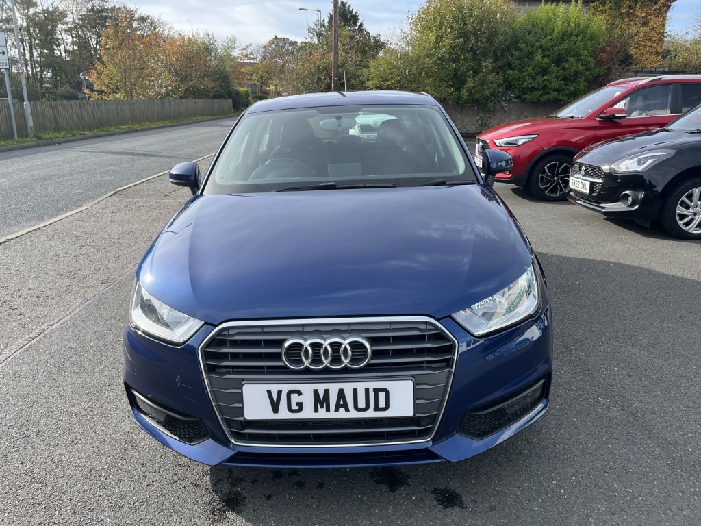 View AUDI A1 1.6 TDI Sport