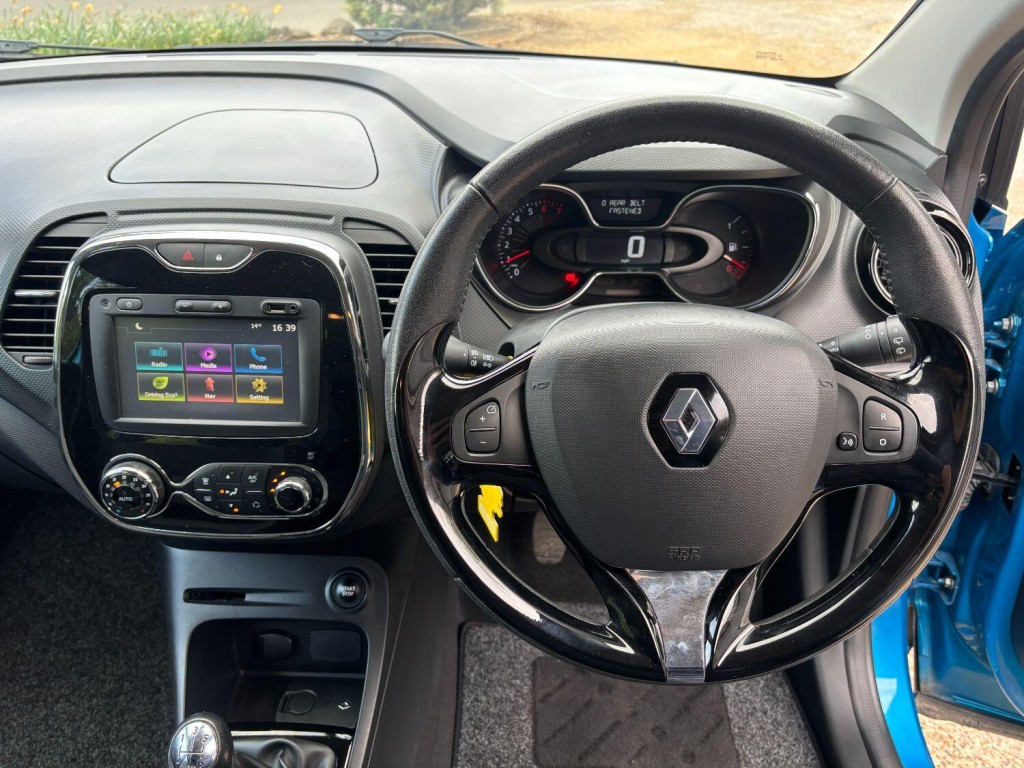 RENAULT CAPTUR