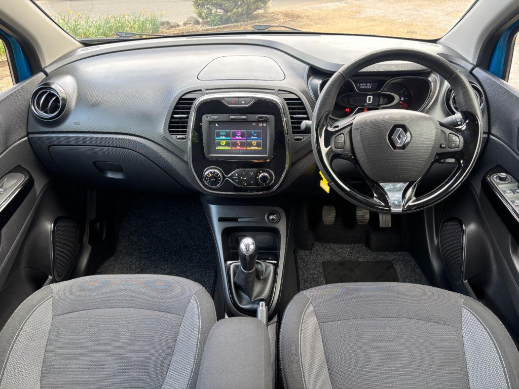RENAULT CAPTUR