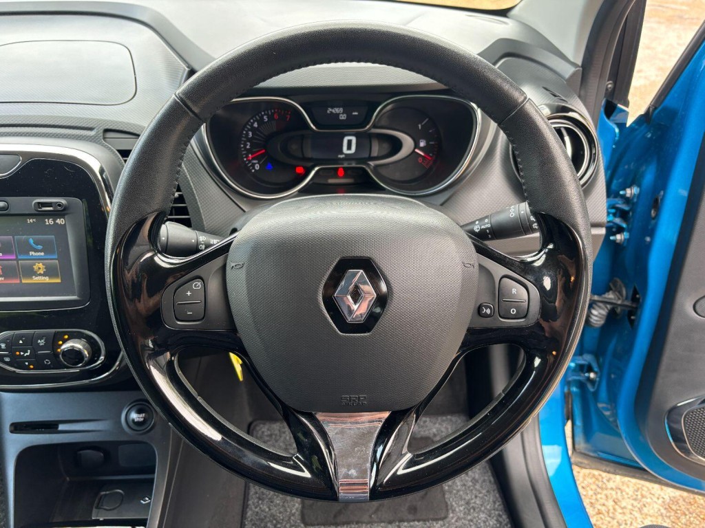 RENAULT CAPTUR