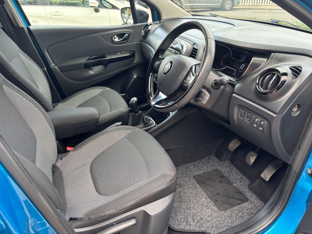 RENAULT CAPTUR