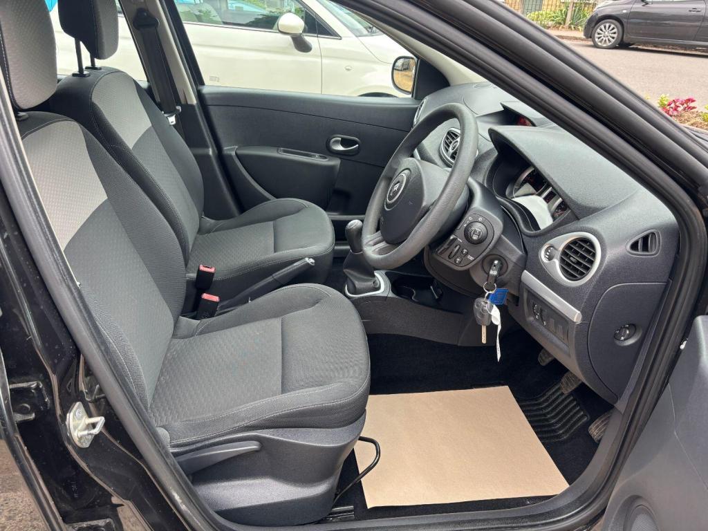 RENAULT CLIO