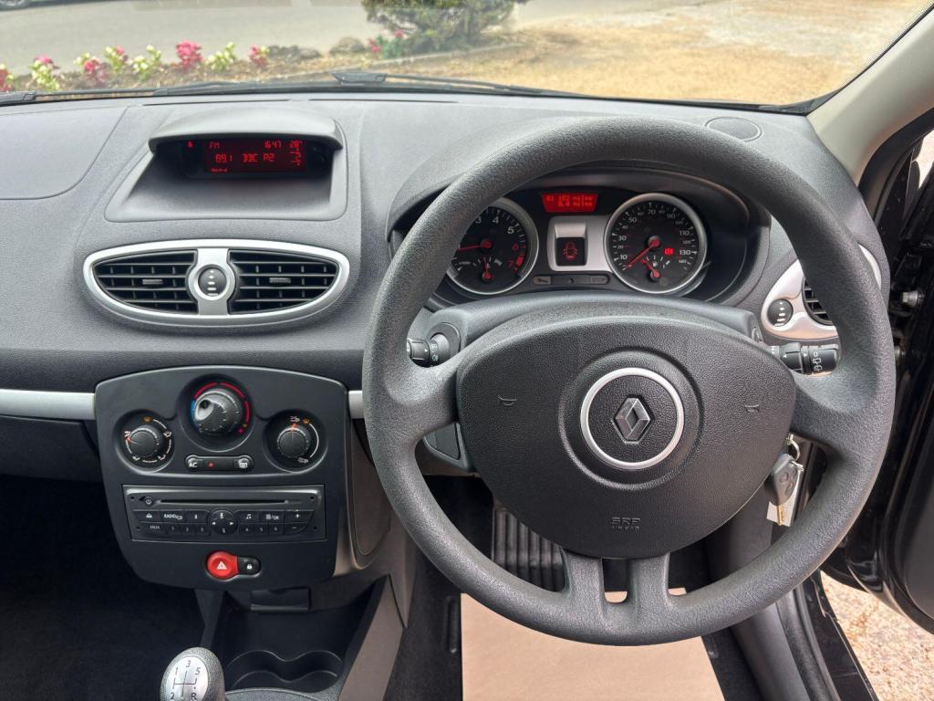 RENAULT CLIO