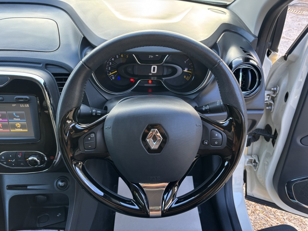 RENAULT CAPTUR