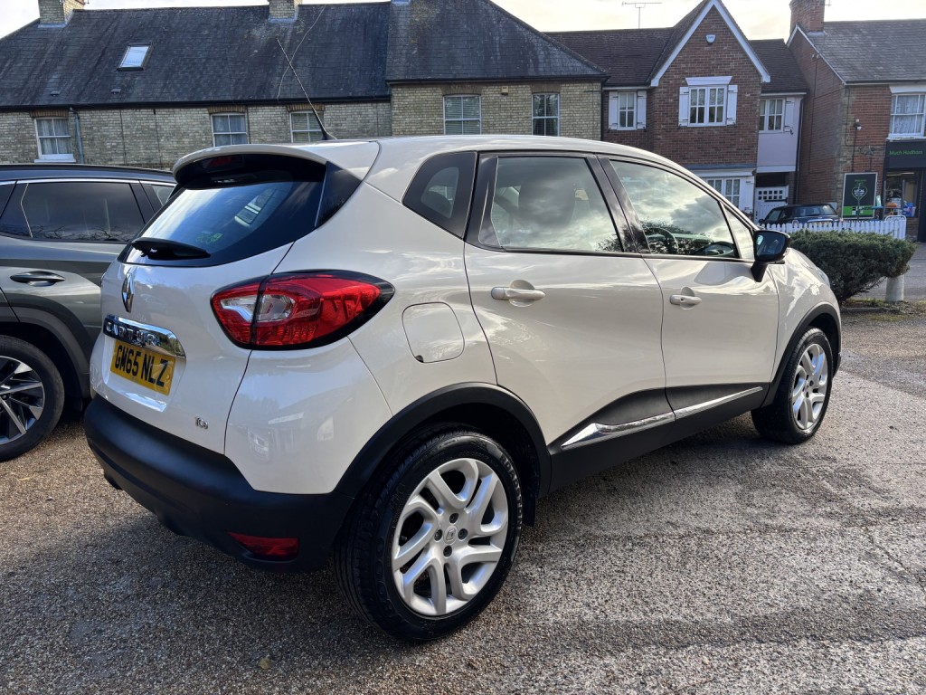 RENAULT CAPTUR
