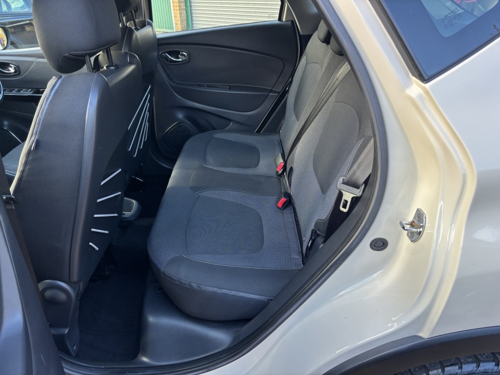 RENAULT CAPTUR