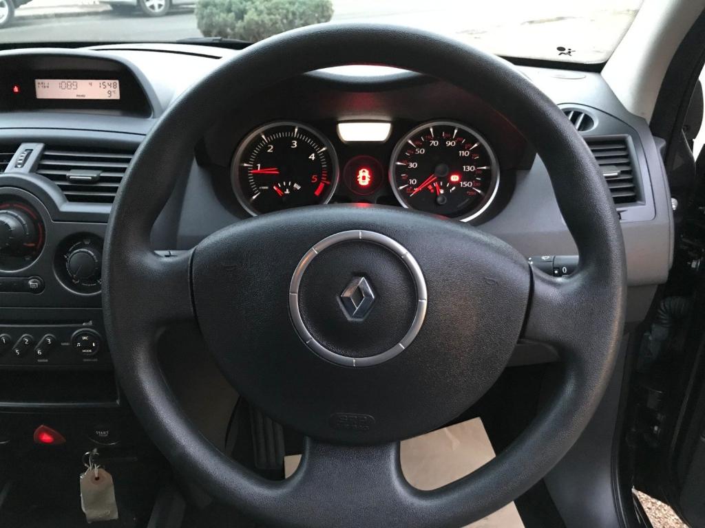 RENAULT MEGANE