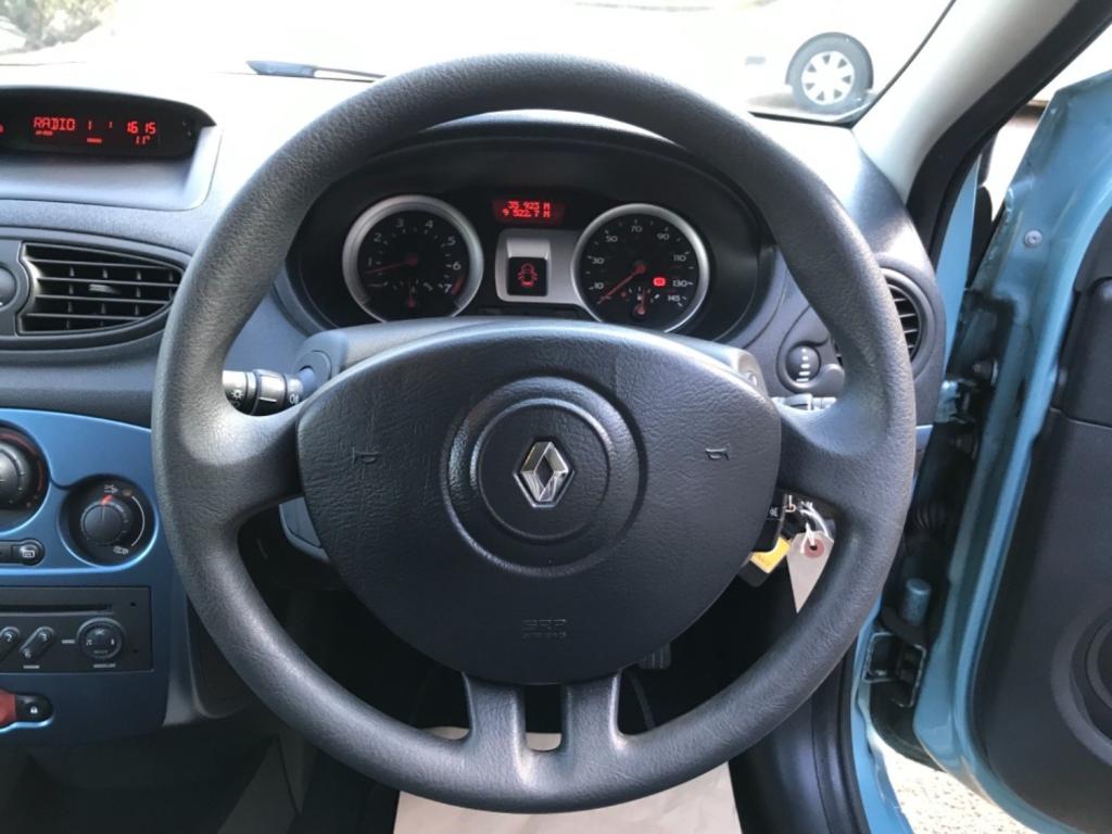 RENAULT CLIO