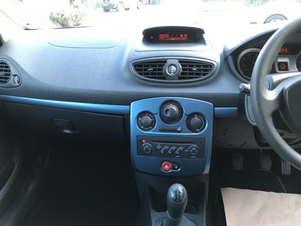 RENAULT CLIO