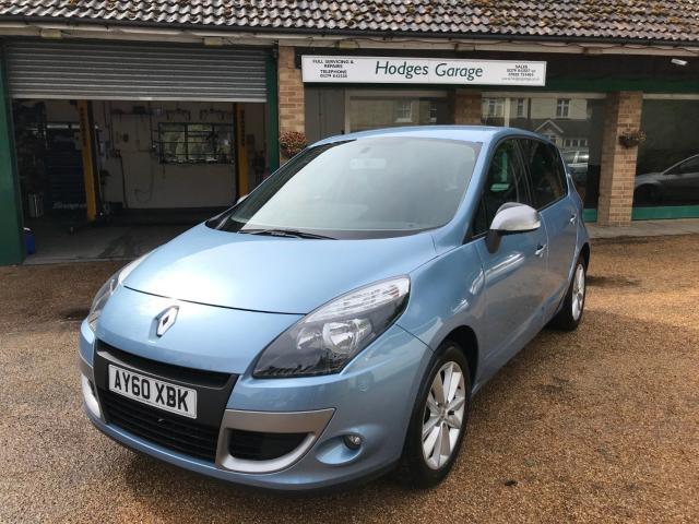 RENAULT SCENIC 1.6 VVT 111 i-Music ONE OWNER FULL RENAULT SERVICE HISTORY INC CAMBELT CHANGE GREAT SPEC