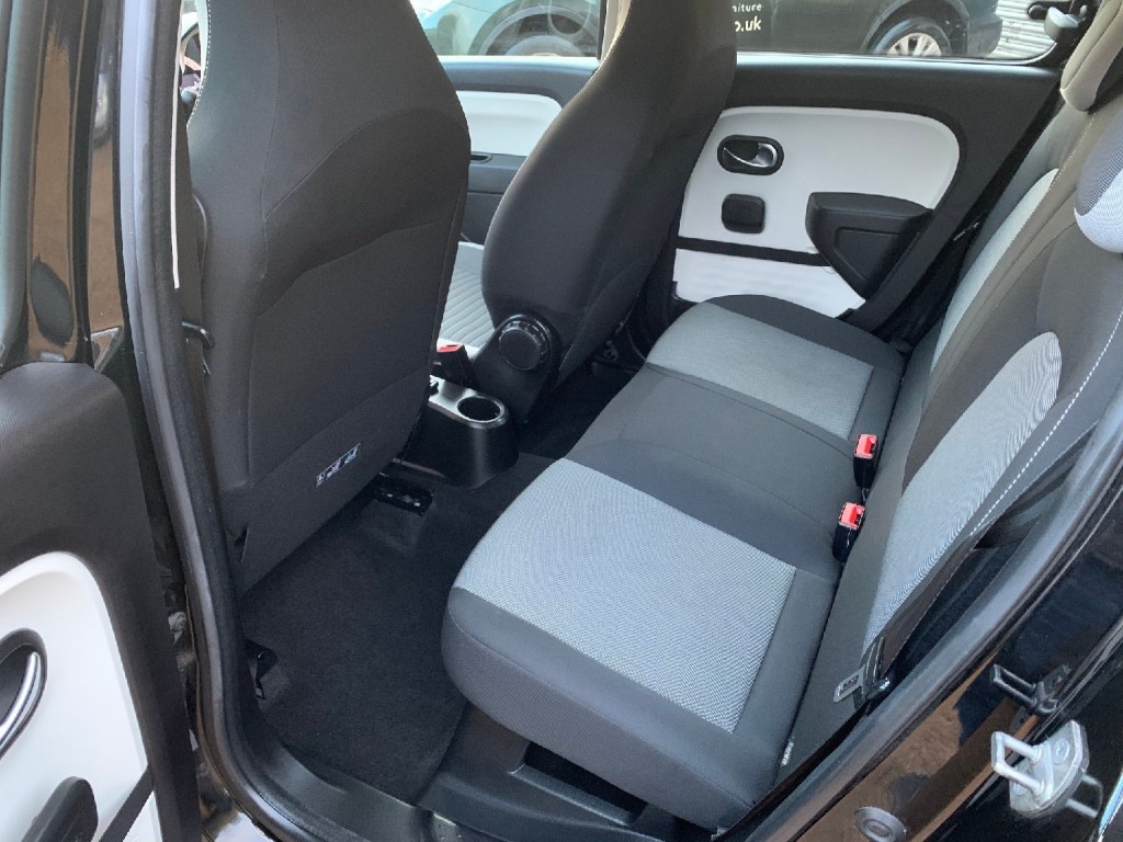 RENAULT TWINGO