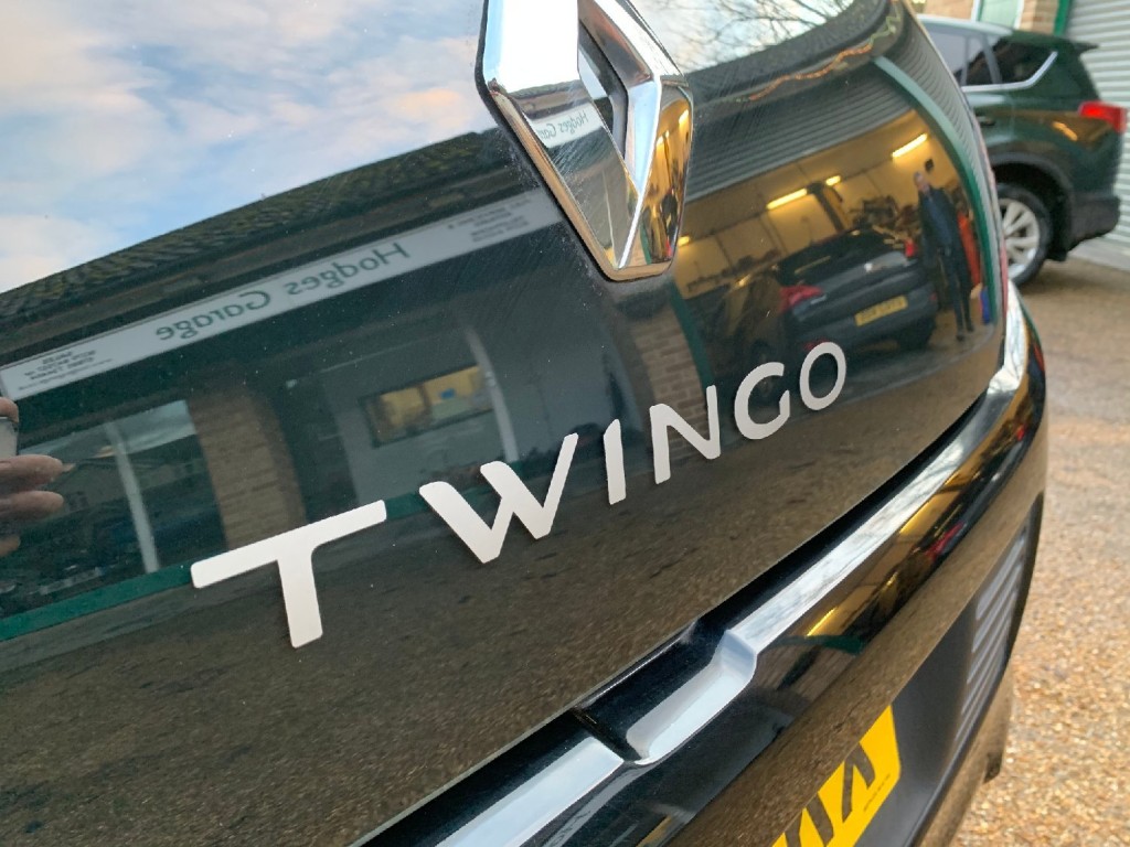 RENAULT TWINGO