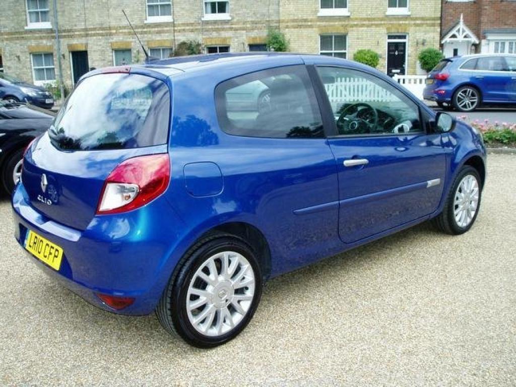 RENAULT CLIO
