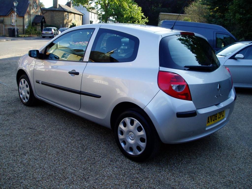 RENAULT CLIO