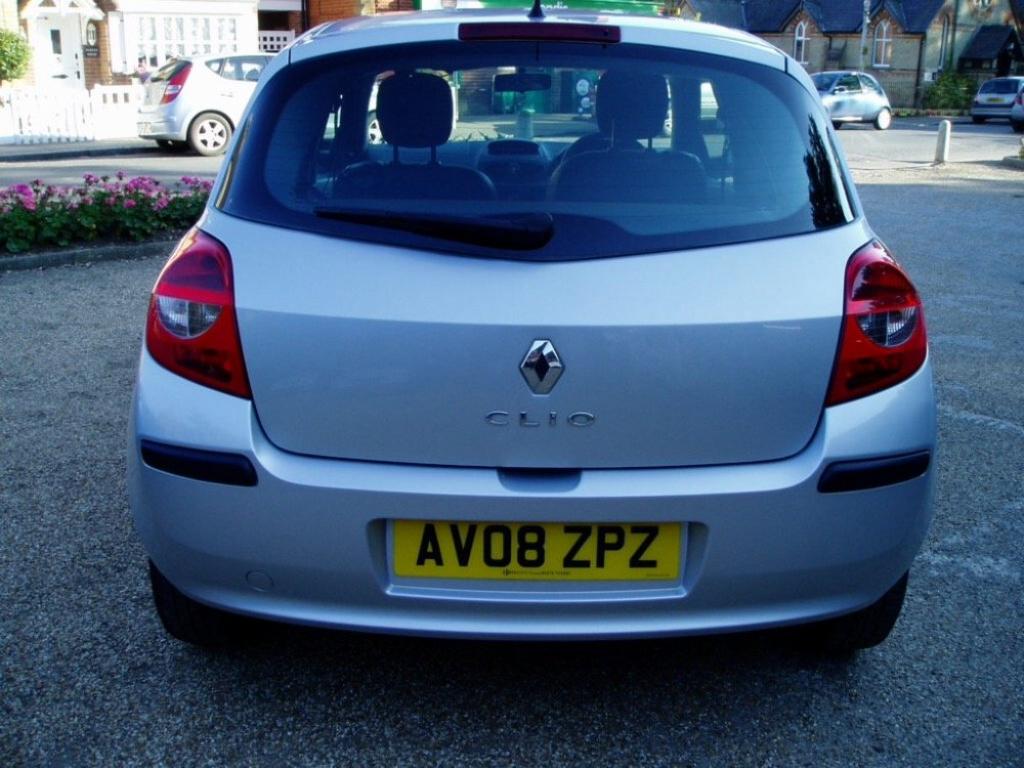 RENAULT CLIO