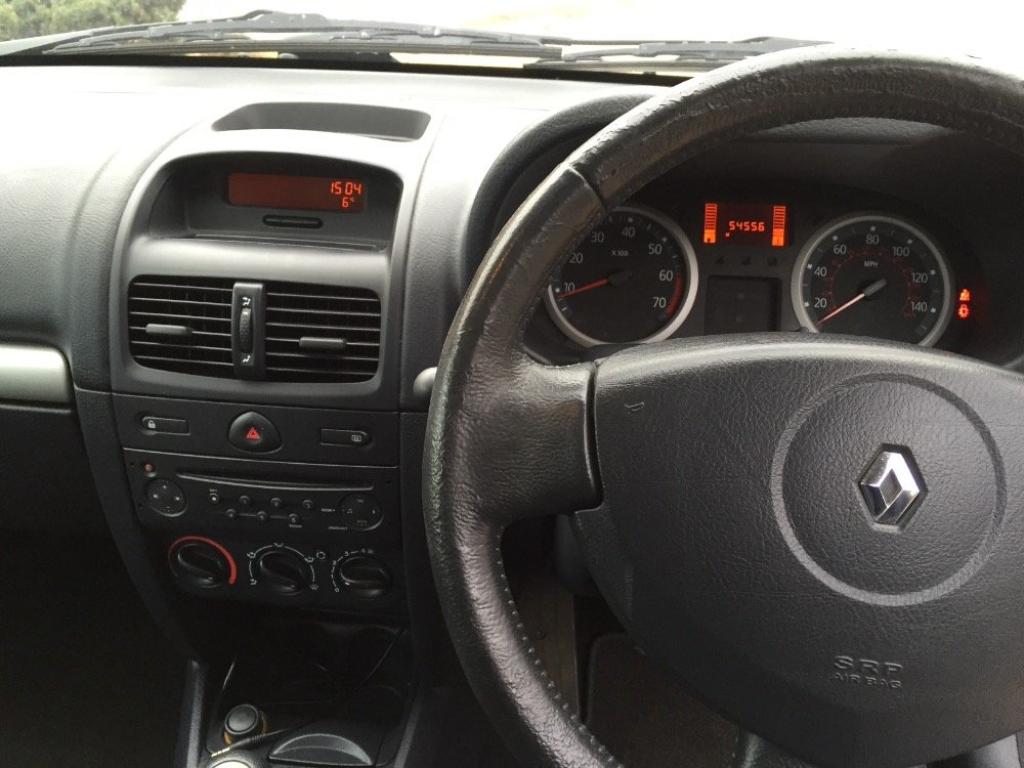 RENAULT CLIO