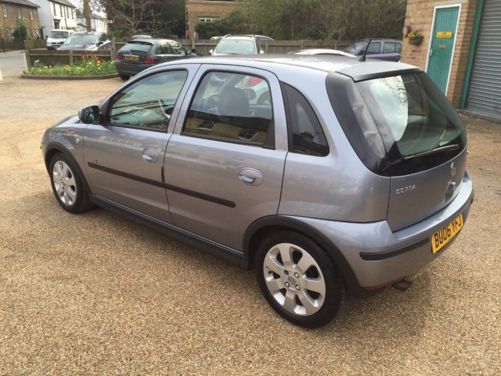 VAUXHALL CORSA