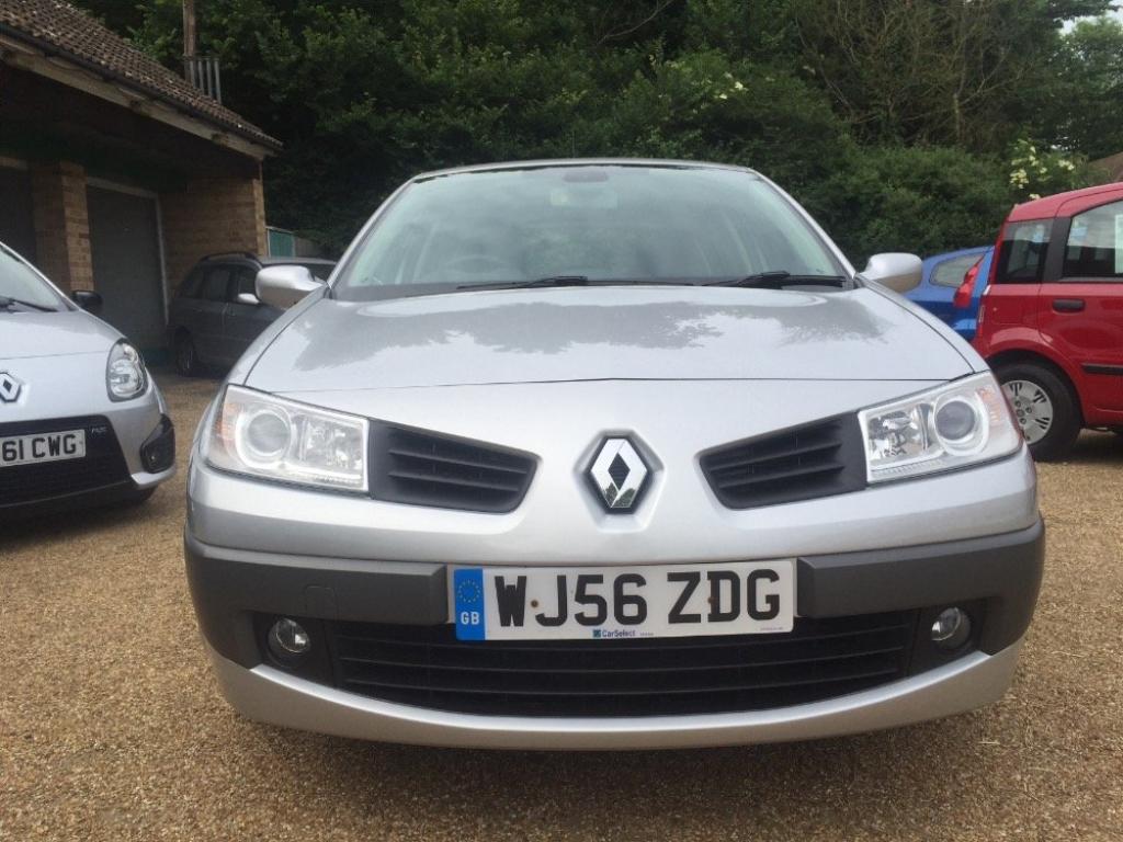 RENAULT MEGANE