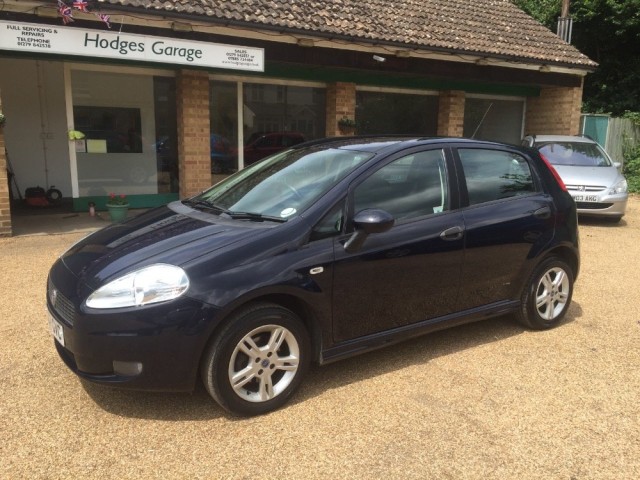 FIAT GRANDE PUNTO DYNAMIC SPORT ONE OWNER NOW RESERVED