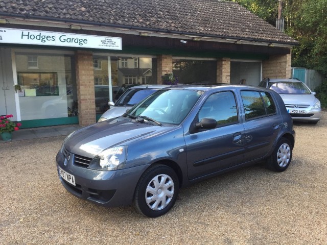 RENAULT CLIO 1.2 Campus 5 Door 