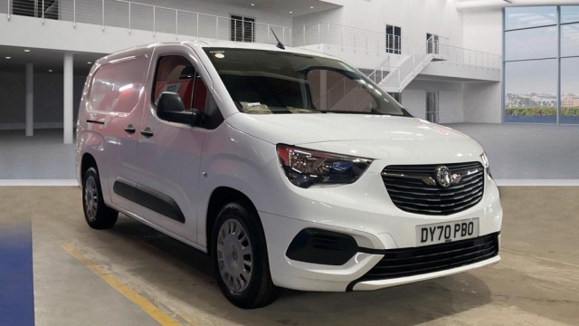 VAUXHALL COMBO 1.5 Turbo D 2300 Sportive