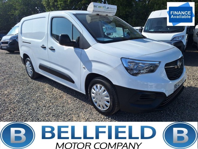VAUXHALL COMBO 1.5 Turbo D 2300 Edition 5 seat crew combi van