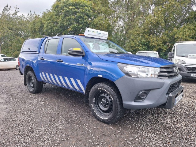 TOYOTA HILUX 2.4 D-4D Active