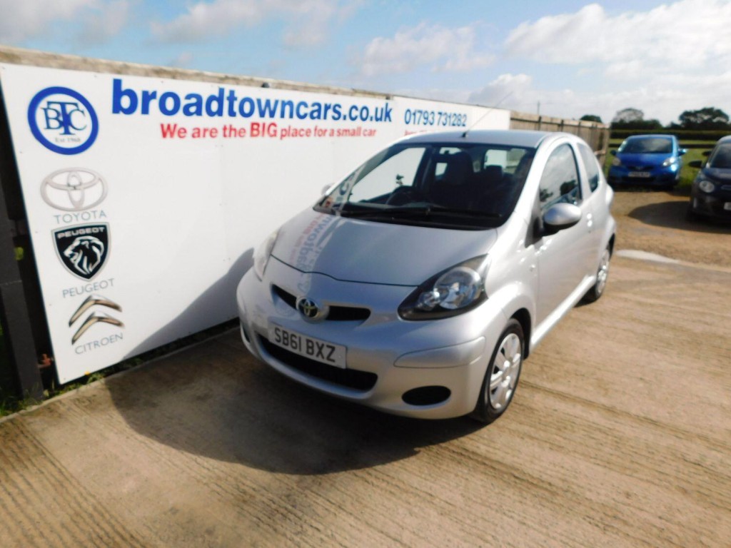 View TOYOTA AYGO 1.0 VVT-i Ice