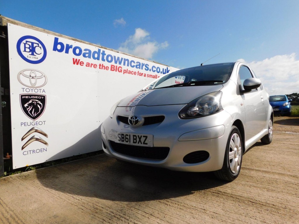 View TOYOTA AYGO 1.0 VVT-i Ice