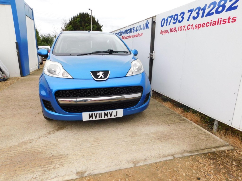 PEUGEOT 107