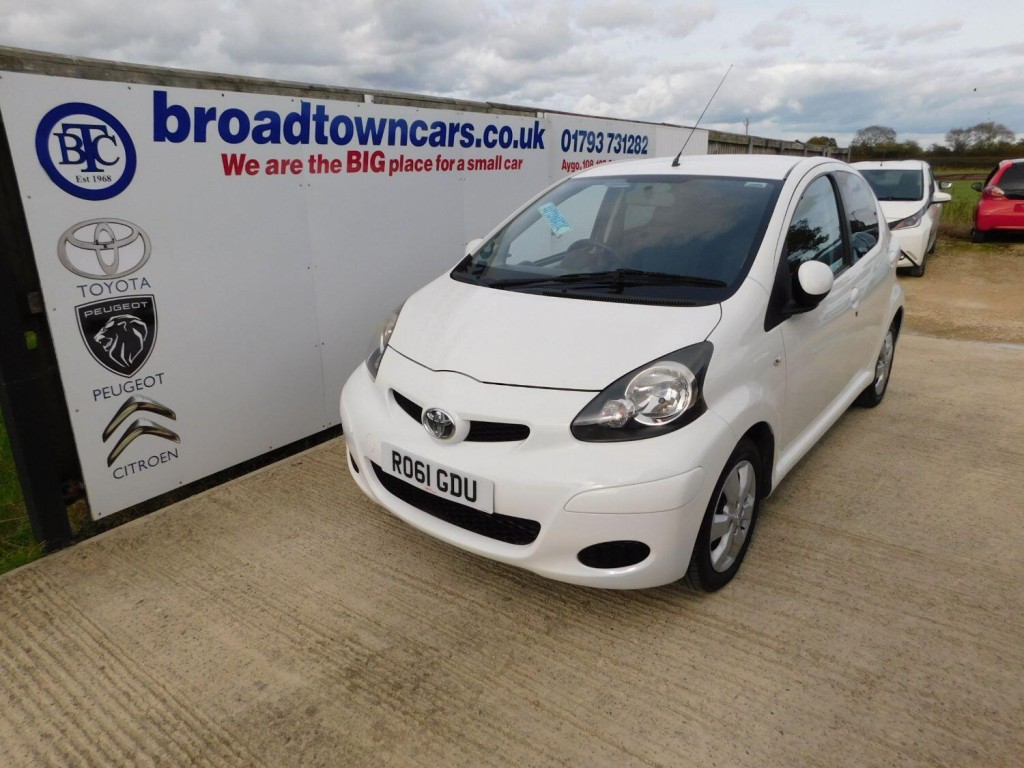 View TOYOTA AYGO 1.0 VVT-i Go Automatic