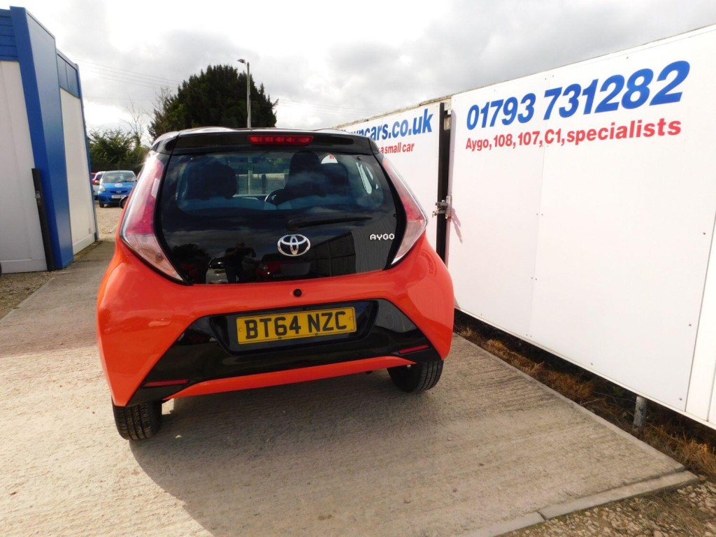TOYOTA AYGO