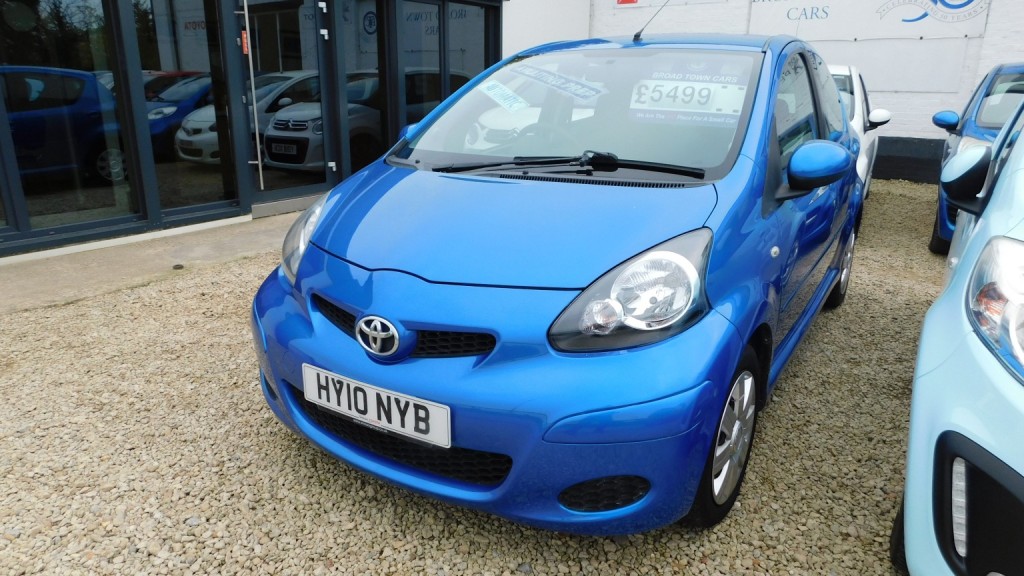 View TOYOTA AYGO 1.0 VVT-i Blue Automatic