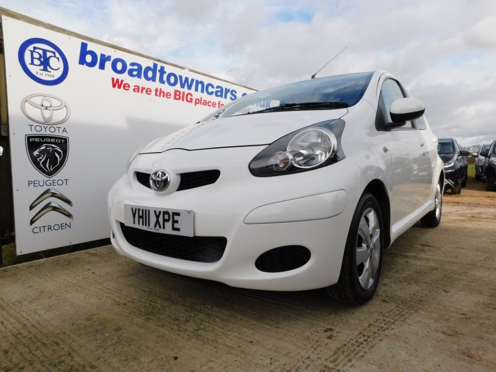 View TOYOTA AYGO 1.0 VVT-i Go